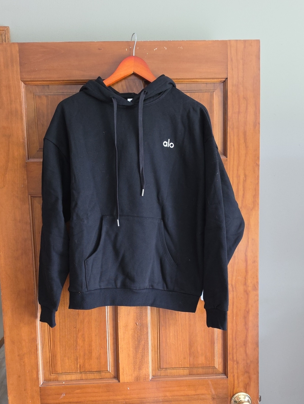 ALO Yoga Accolade Black Pullover Hoodie